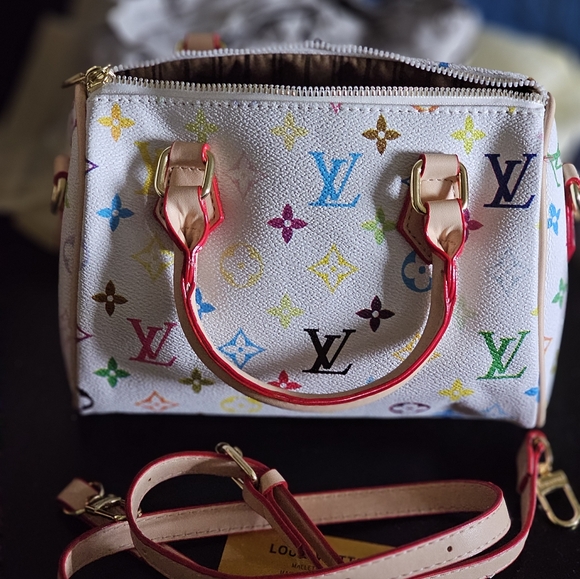 Luxury Designer Bag - Picture 2 of 9